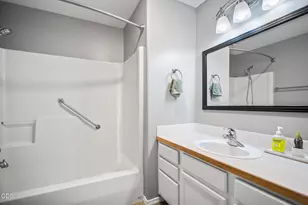1215 SW 32nd Ct, Redmond, OR 97756 - Photo 20