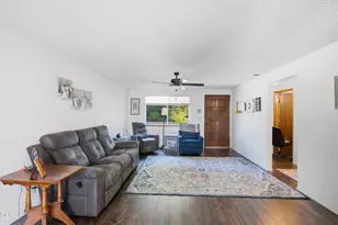640 SW Sunwood Way, Grants Pass, OR 97526 - Photo 10