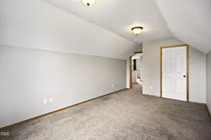 1924 NW Joshua Tree Ct, Redmond, OR 97756 - Photo 20