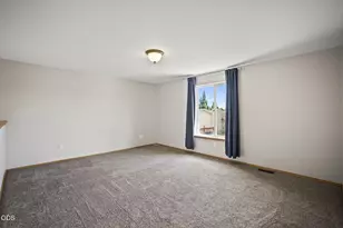 1924 NW Joshua Tree Ct, Redmond, OR 97756 - Photo 16
