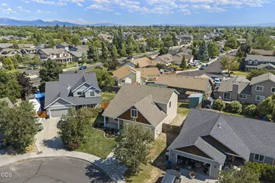 1924 NW Joshua Tree Court, Redmond, OR 97756 - Photo 2