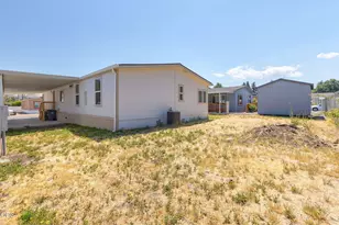 4729 S Pacific Hwy, Phoenix, OR 97535 - Photo 30