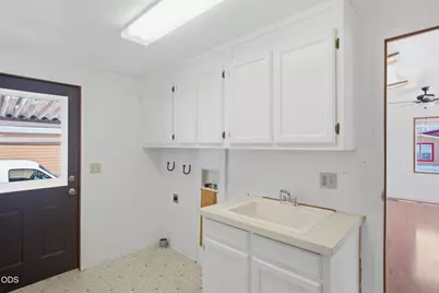 4729 S Pacific Highway #39, Phoenix, OR 97535 - Photo 20
