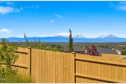 4466 SW Umatilla Avenue, Redmond, OR 97756 - Photo 48