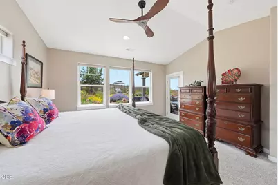 4466 SW Umatilla Avenue, Redmond, OR 97756 - Photo 18