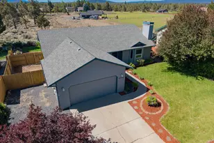 20725 Lyra Dr, Bend, OR 97703 - Photo 40