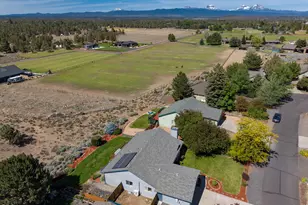 20725 Lyra Dr, Bend, OR 97703 - Photo 34
