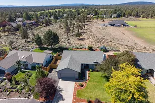 20725 Lyra Dr, Bend, OR 97703 - Photo 32