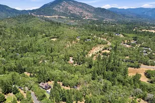 767 Jess Way, Grants Pass, OR 97526 - Photo 54