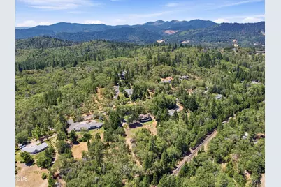 767 Jess Way, Grants Pass, OR 97526 - Photo 56