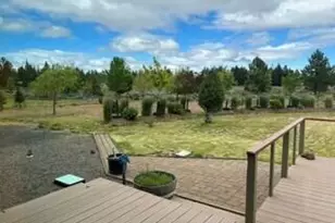 69700 Old Wagon Rd, Sisters, OR 97759 - Photo 12