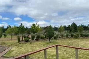 69700 Old Wagon Rd, Sisters, OR 97759 - Photo 24