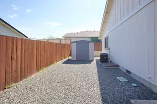 101 SE Yorktown Dr, Grants Pass, OR 97527 - Photo 26