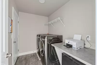432 NE Oak Avenue, Redmond, OR 97756 - Photo 20