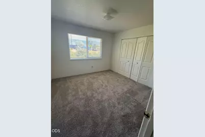 2145 NW Heidi Lane, Grants Pass, OR 97526 - Photo 8