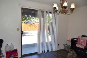 401 NW B St, Grants Pass, OR 97526 - Photo 10