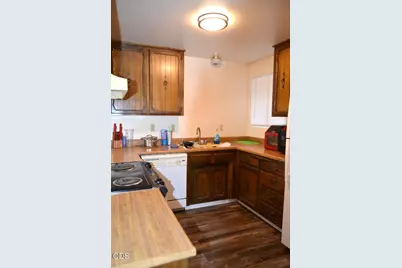 401 NW B Street #A,B,C,D,E, Grants Pass, OR 97526 - Photo 6
