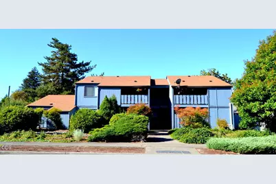 401 NW B Street #A,B,C,D,E, Grants Pass, OR 97526 - Photo 2