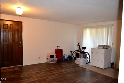 401 NW B Street #A,B,C,D,E, Grants Pass, OR 97526 - Photo 4