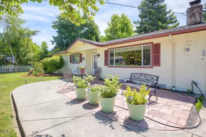1429 NE Meier Drive, Grants Pass, OR 97526 - Photo 8