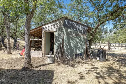 222 Crescent Drive, Eagle Point, OR 97524 - Photo 34
