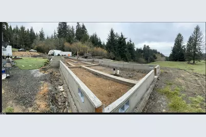 960 N Bayview Loop, Waldport, OR 97394 - Photo 22