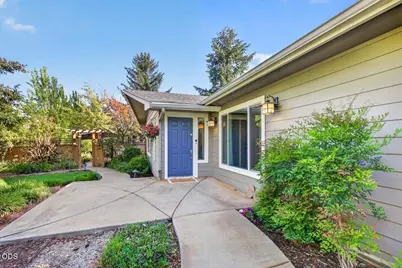 3415 Calle Vista Drive, Medford, OR 97504 - Photo 6