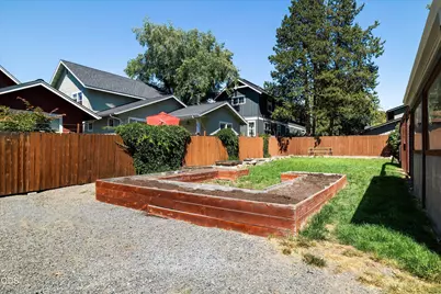 660 NE Innes Lane, Bend, OR 97701 - Photo 6