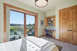 19361 Roswell Dr, Bend, OR 97702 - Photo 24