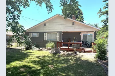 3206 Summers Lane, Klamath Falls, OR 97603 - Photo 1