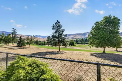 738 Fairway Court, Ashland, OR 97520 - Photo 34