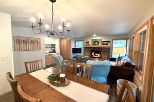 57340 Beaver Ridge Loop, Sunriver, OR 97707 - Photo 4