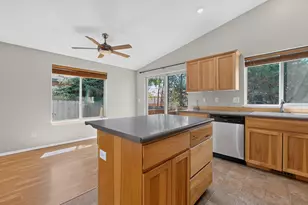 16457 Heath Dr, La Pine, OR 97739 - Photo 12