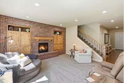 61156 SE Sydney Harbor Drive, Bend, OR 97702 - Photo 14