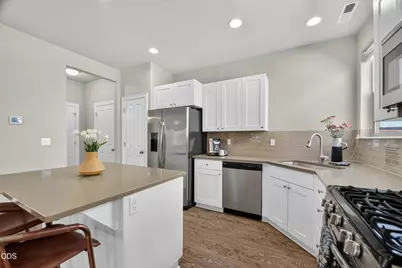 20540 Gloucester Lane, Bend, OR 97701 - Photo 12