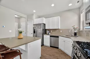 20540 Gloucester Ln, Bend, OR 97701 - Photo 12