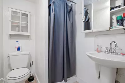 825 W 13th Street, Medford, OR 97501 - Photo 24