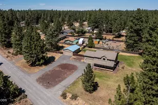 60180 Pawnee Rd, Bend, OR 97702 - Photo 44