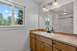 60180 Pawnee Rd, Bend, OR 97702 - Photo 22