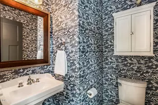 454 NE Burnside Ave, Bend, OR 97701 - Photo 24
