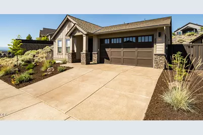 3041 NW Butte View Drive, Bend, OR 97703 - Photo 2