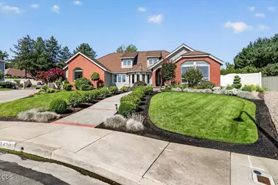 2430 Quail Run Drive, Medford, OR 97504 - Photo 1