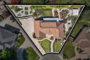 2430 Quail Run Dr, Medford, OR 97504 - Photo 4