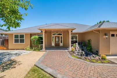 112 Orchard Lane, Shady Cove, OR 97539 - Photo 4