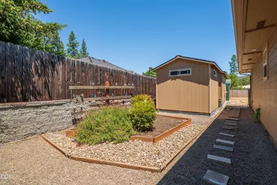 112 Orchard Lane, Shady Cove, OR 97539 - Photo 38