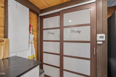 17631 Cluster Cabin Lane #30, Sunriver, OR 97707 - Photo 14