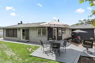 524 N Berkeley Way, Medford, OR 97504 - Photo 28