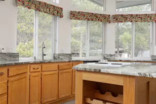 15728 Eastwind Ct, La Pine, OR 97739 - Photo 12