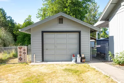 3326 Leonard Road, Grants Pass, OR 97527 - Photo 64