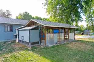 3326 Leonard Rd, Grants Pass, OR 97527 - Photo 86